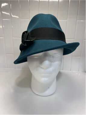Augusto Vintage Women’s Hat Asymmetrical Teal Wool Fedora W Black Ribbon Roses
